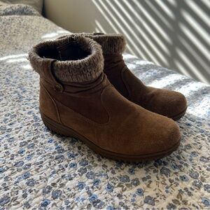Khombu Women’s Size 9 Laura All Weather Brown Boots